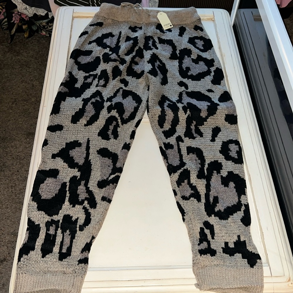 JODFIL Knit Leopard Lounge Set Size L